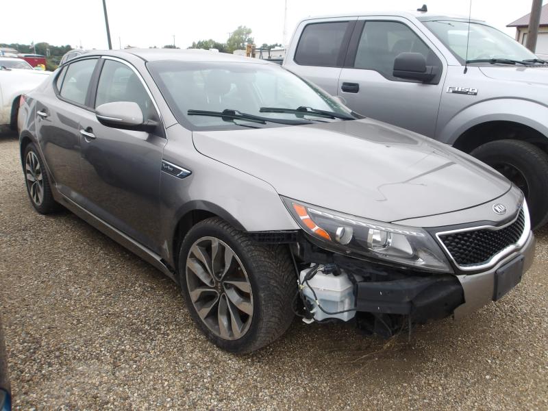 D19 - 2015 Kia Optima SX