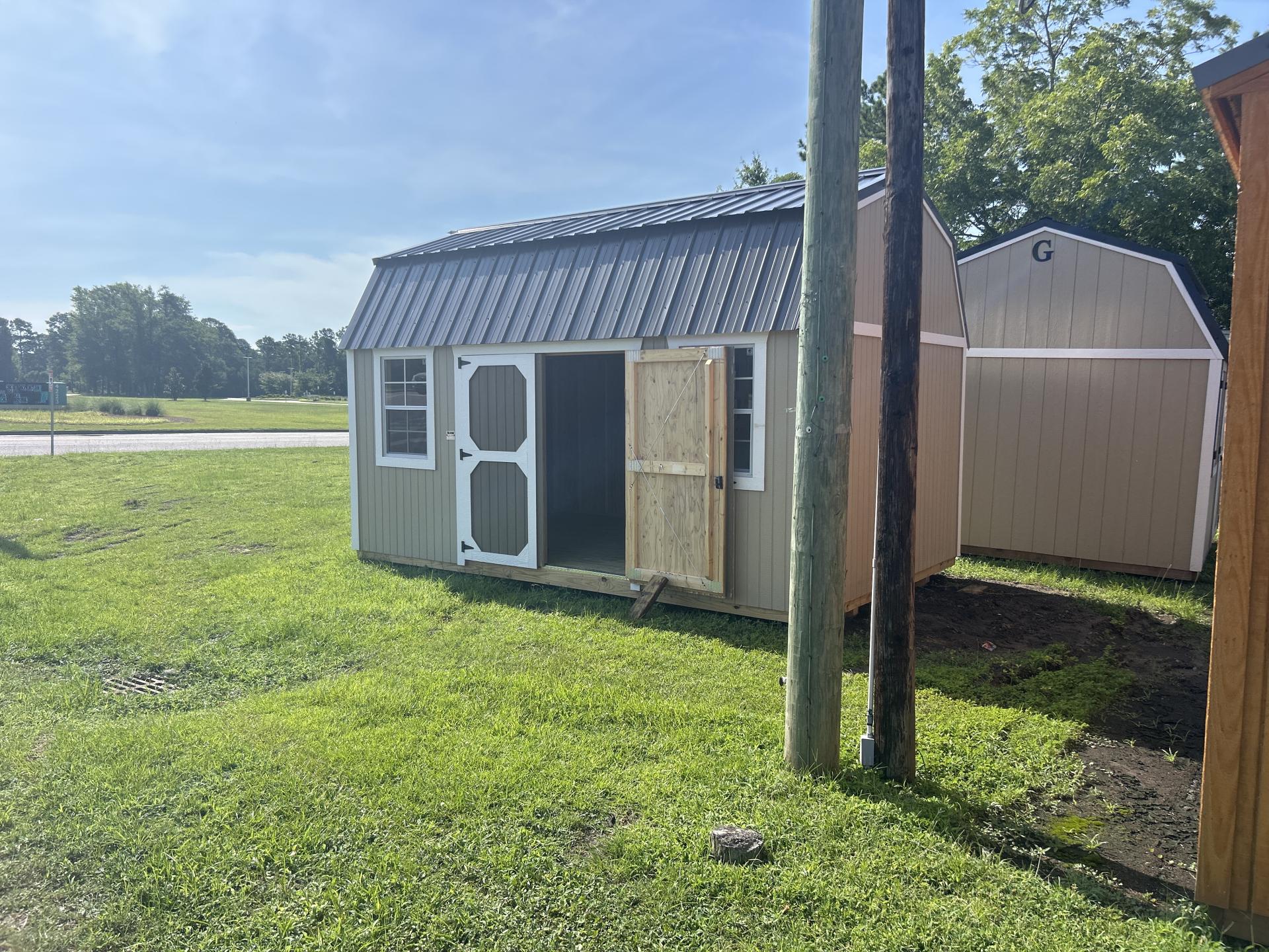 10x16 SIDE LOFTED BARN