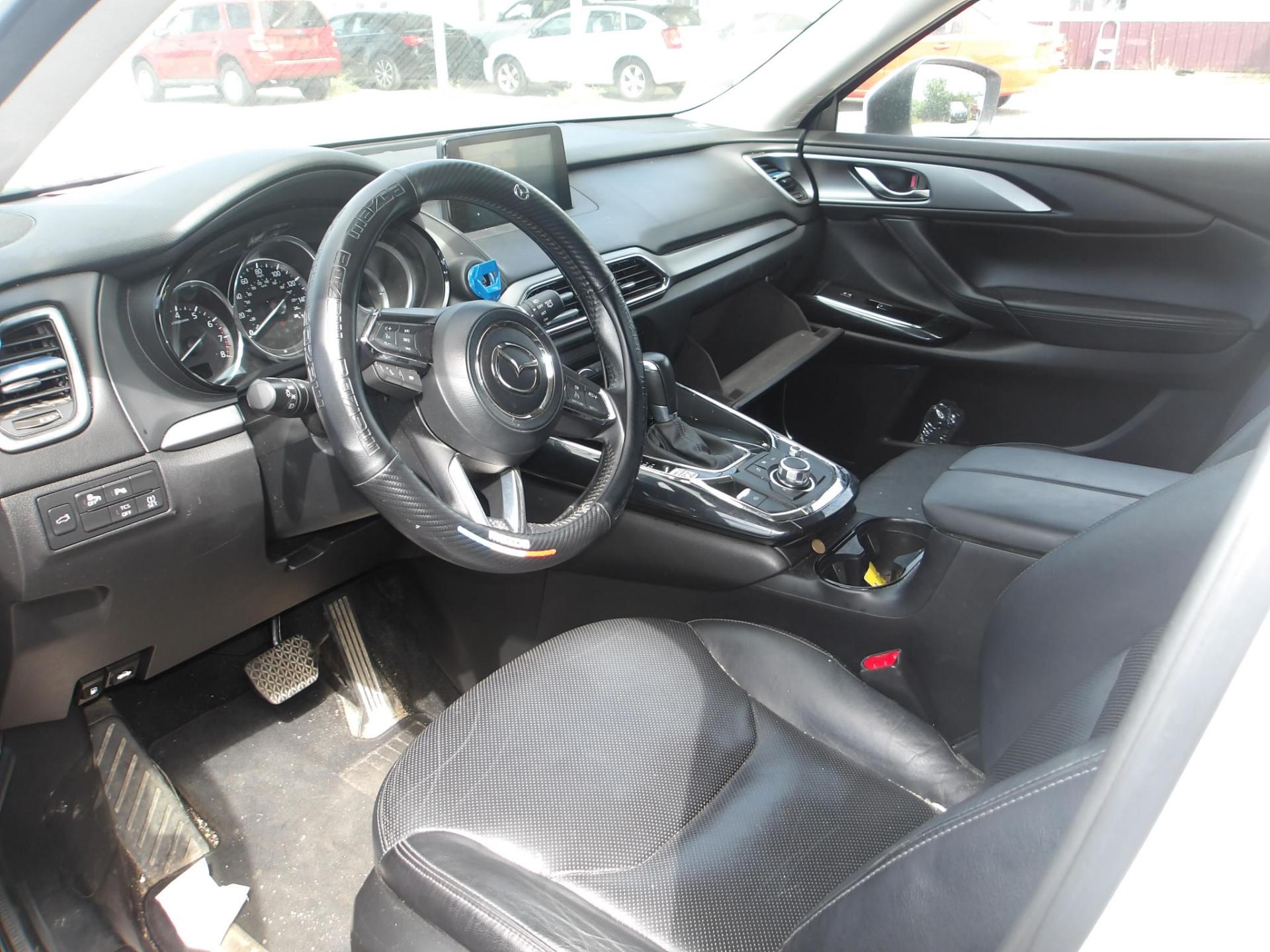 C1 - 2016 Mazda CX-9 Touring *** REPO ***