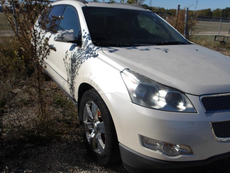 D25 2011 CHEVROLET TRAVERSE LTZ