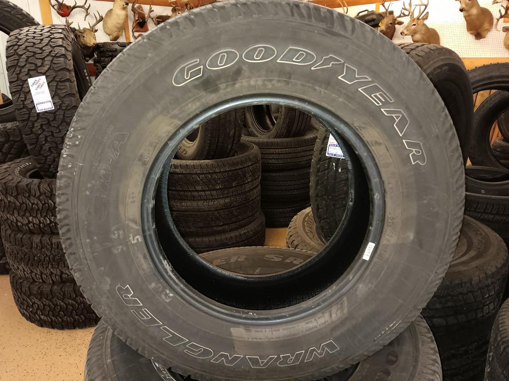 255/75R17 Goodyear Wrangler SR-A Tires Set of 4