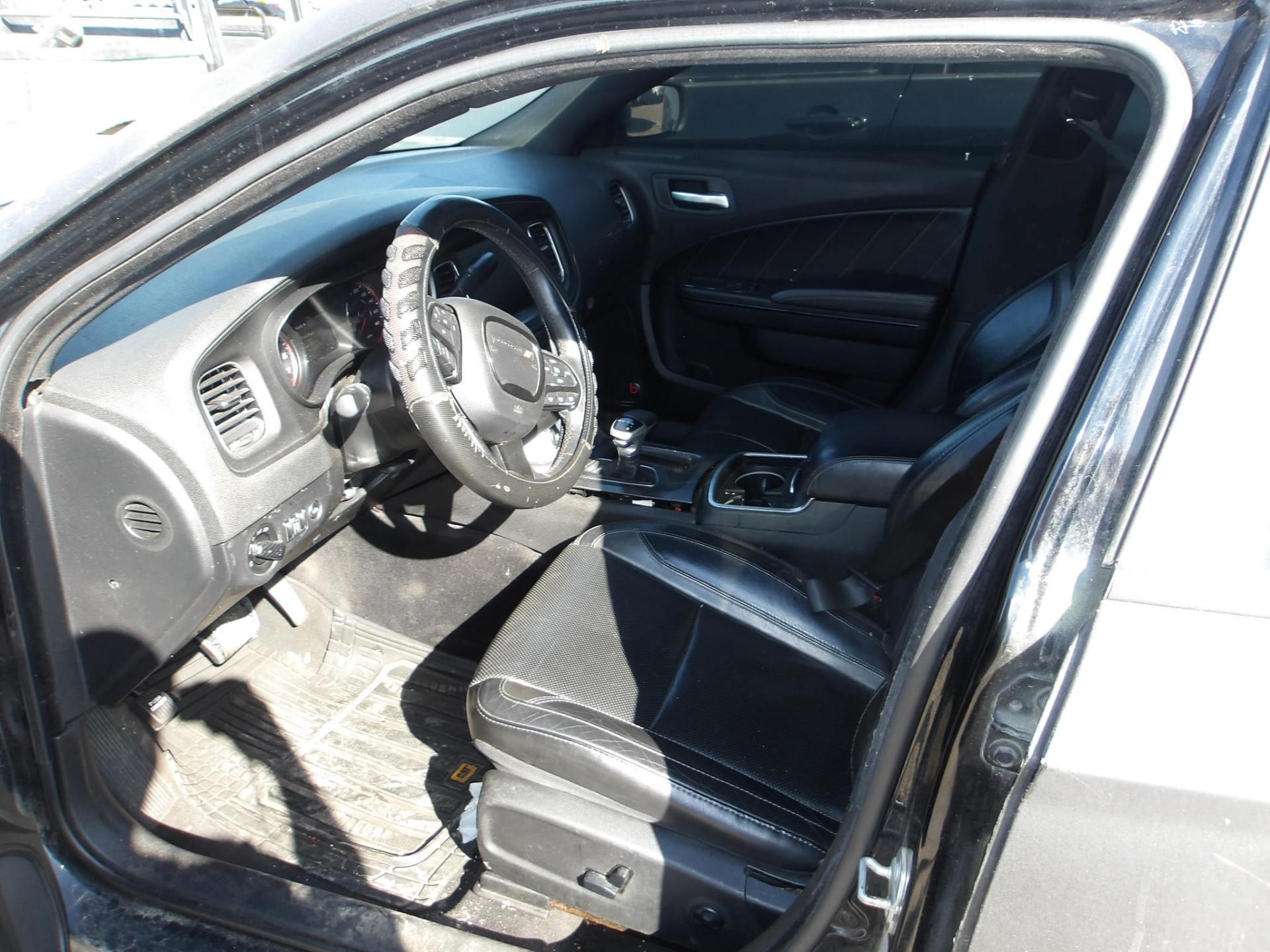 D13 - 2015 DODGE CHARGER POLICE