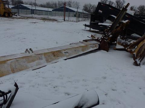 Cat Snowplow - Lot # J1188