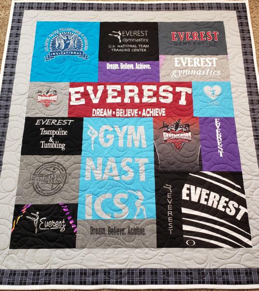 Mosaic T-shirt Quilt with Outer Border.