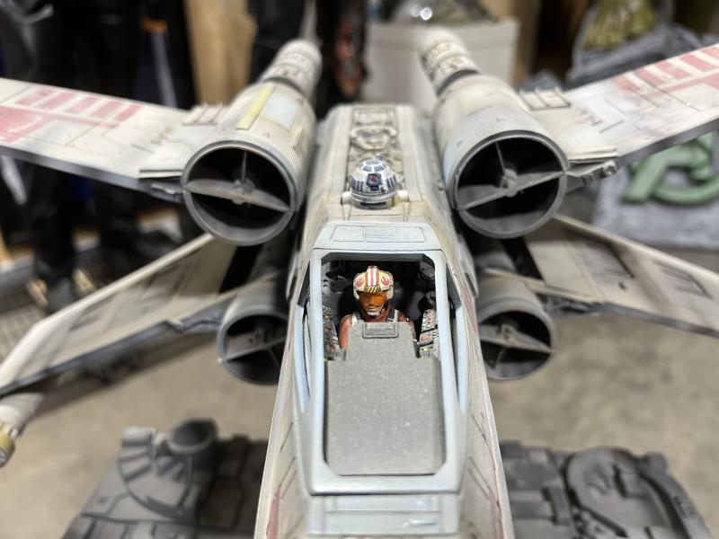 ICONS Star Wars Studio Scale X Wing Fighter