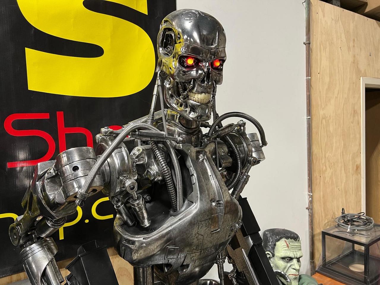 Sideshow Terminator T-800 Second Version Endoskeleton