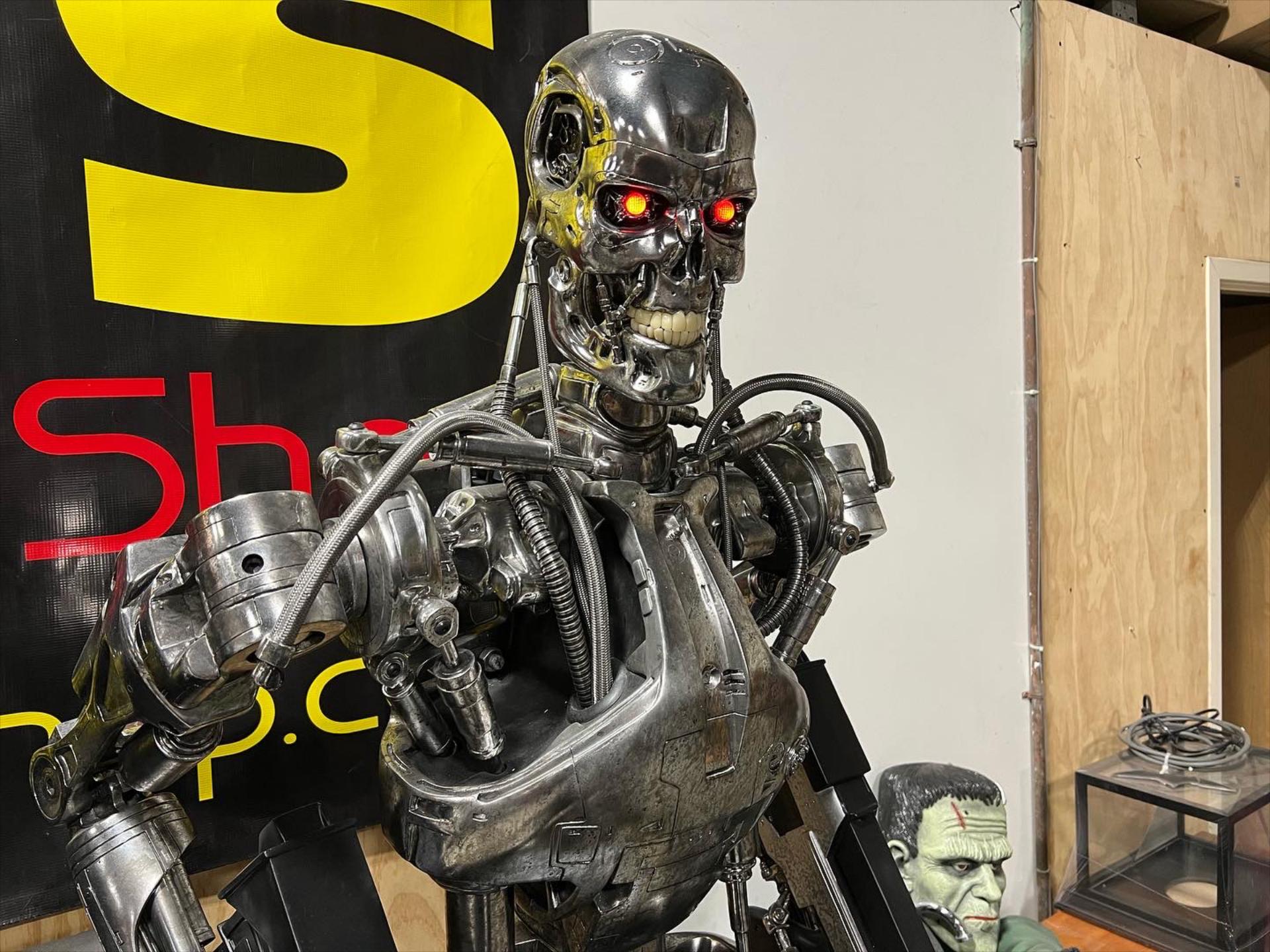 Sideshow Terminator T-800 Second Version Endoskeleton
