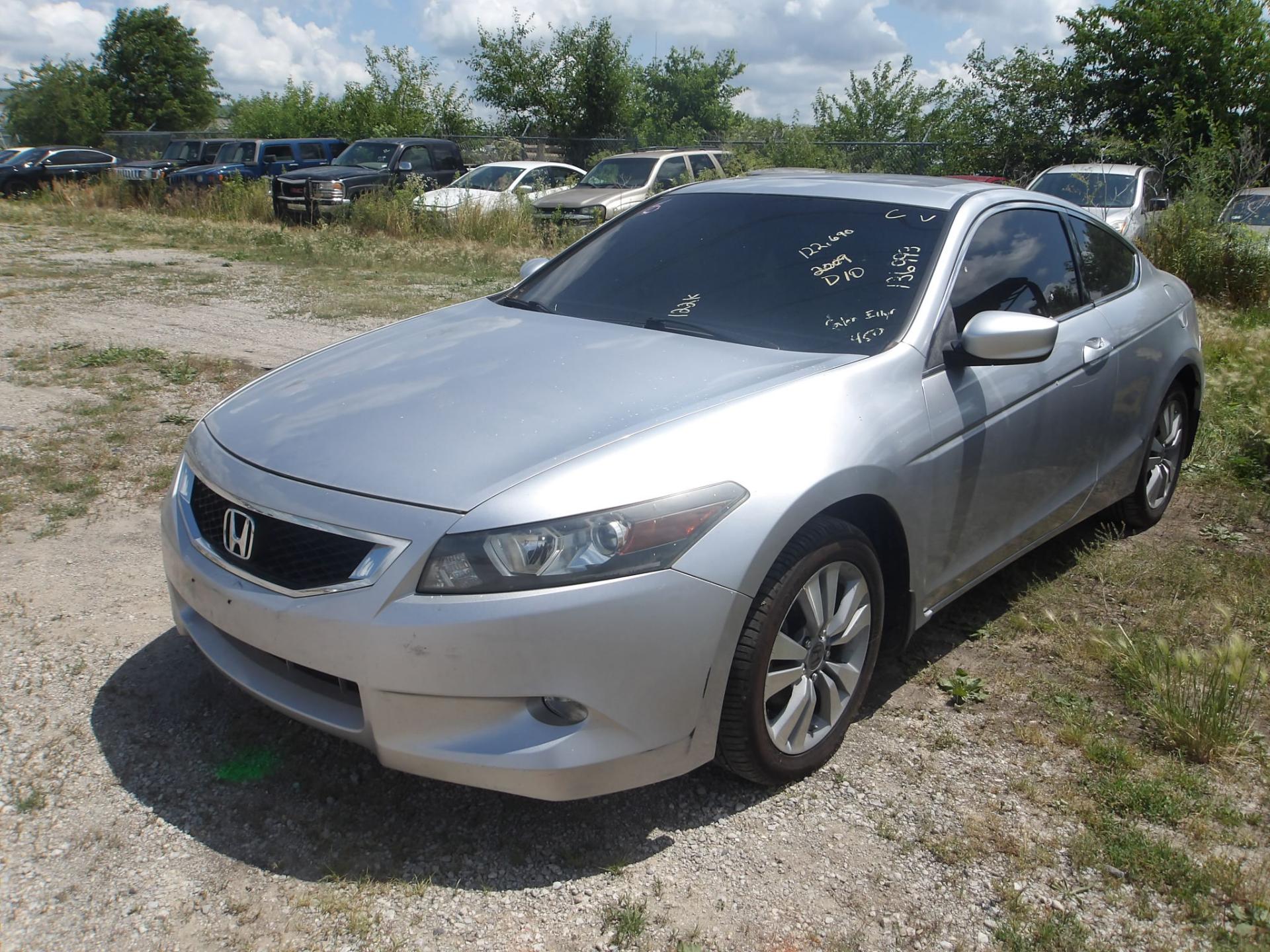 D10 - 2009 Honda Accord EX