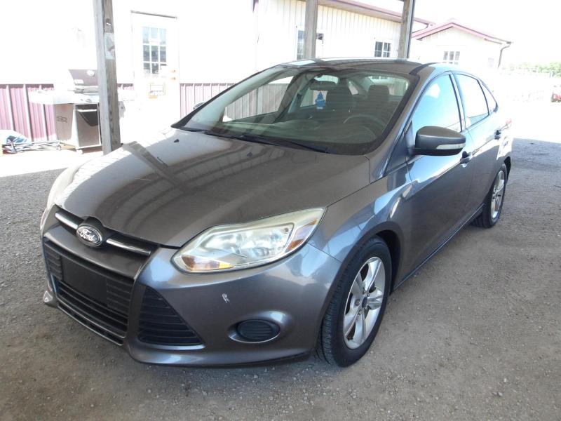 A10 - 2014 Ford Focus SE