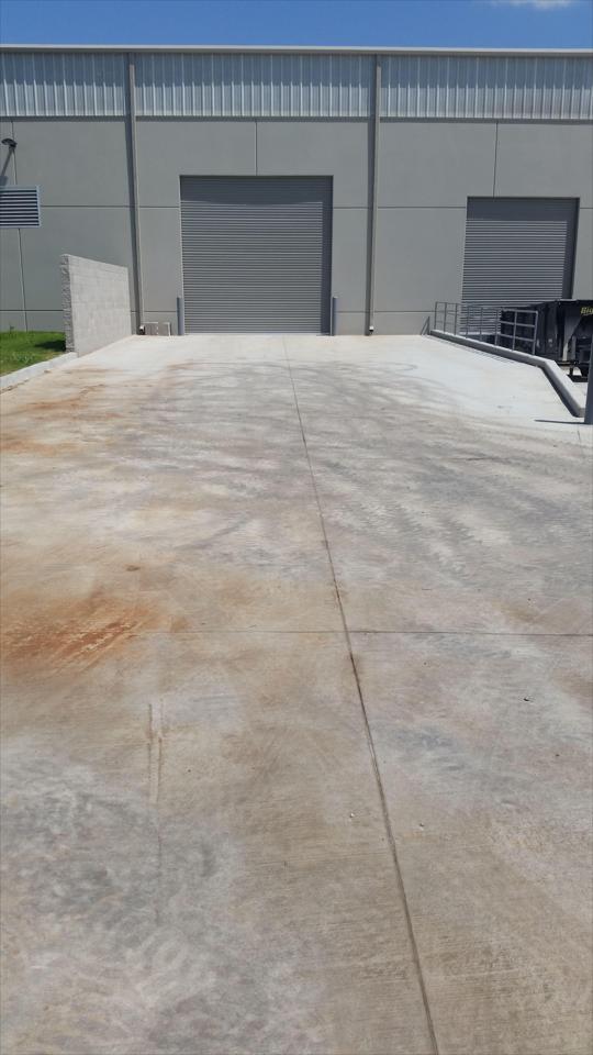 CONCRETE SURFACE CLEANING, ENTRYWAYS, DRIVEWAYS, WALKWAYS