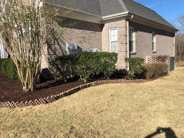 Professional Lawn Care & Landscaping Contractor in Ryland, AL
