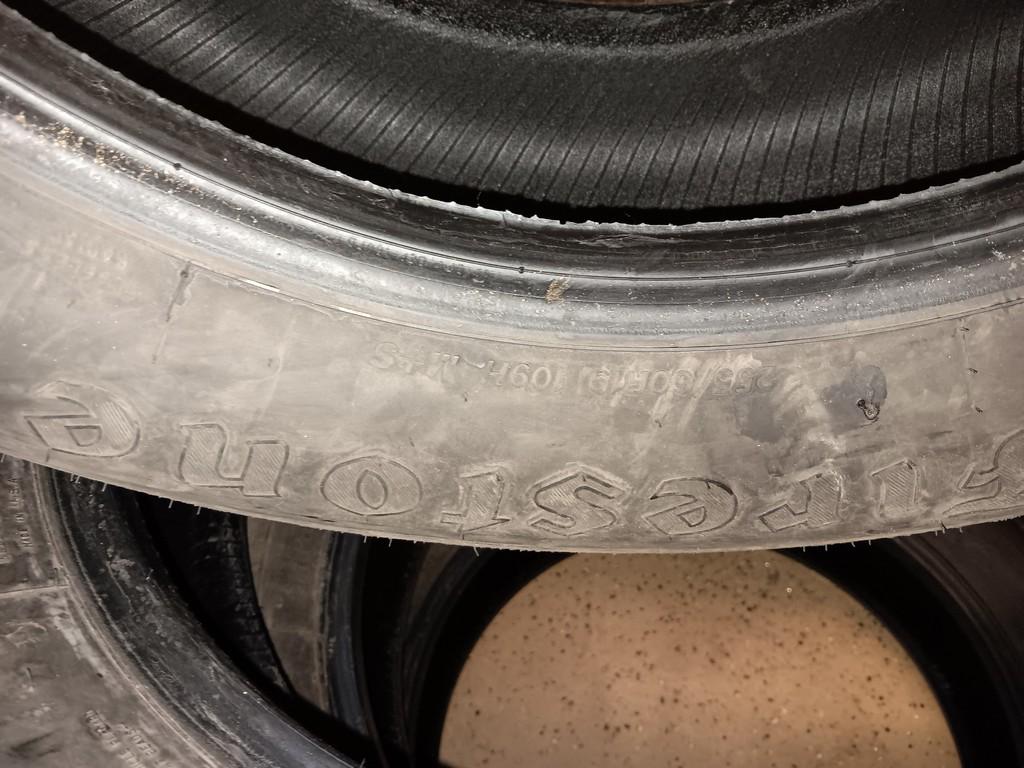 255/60R19 Firestone Destination LE3 Tires Set of 4