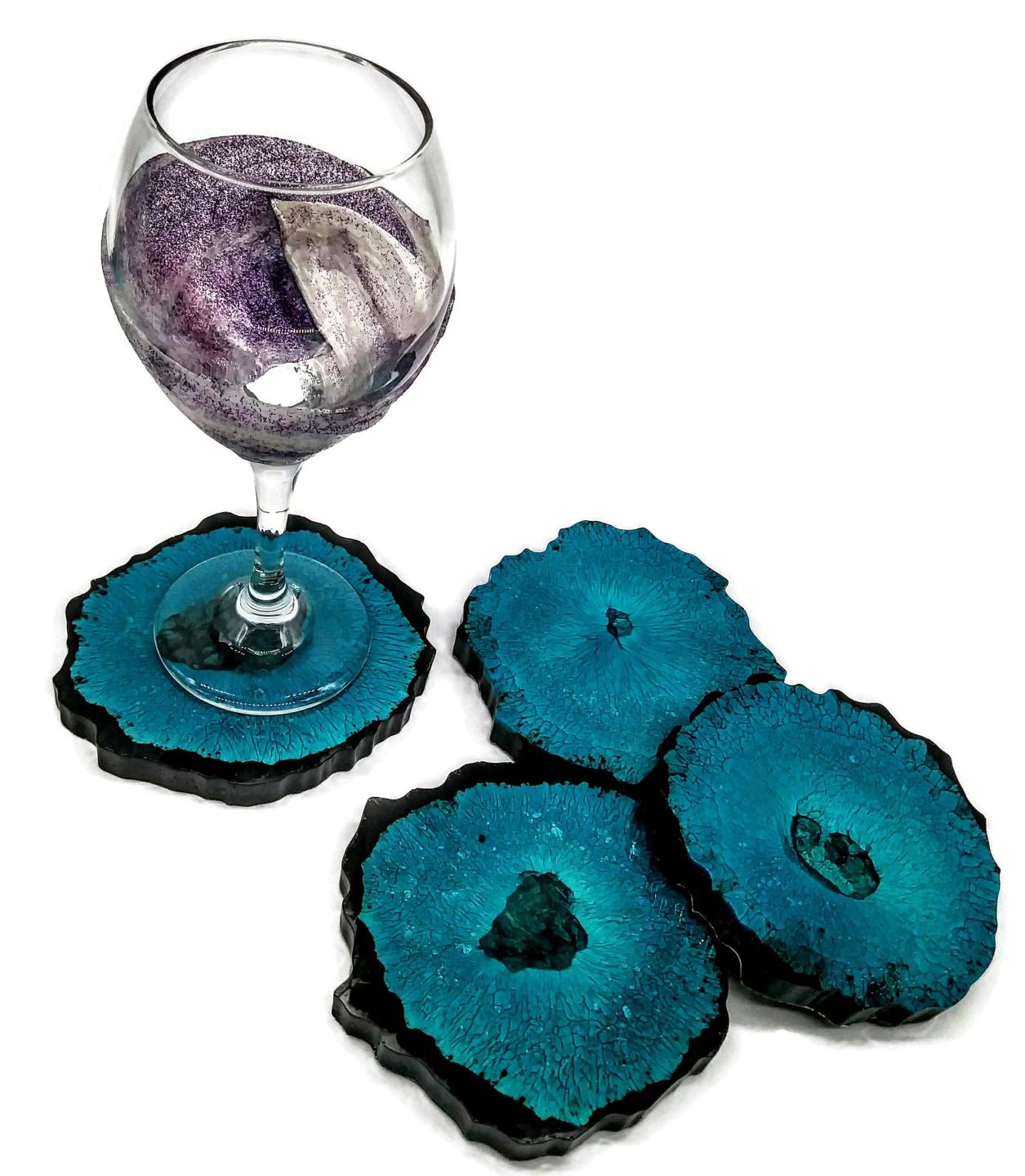 Geo Blue and Blach coaster set with holder