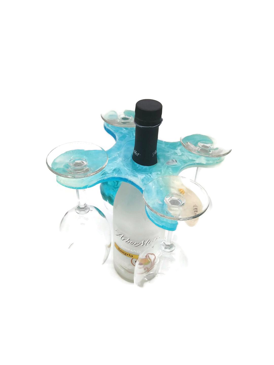 Wine butler that holds 4 glasses