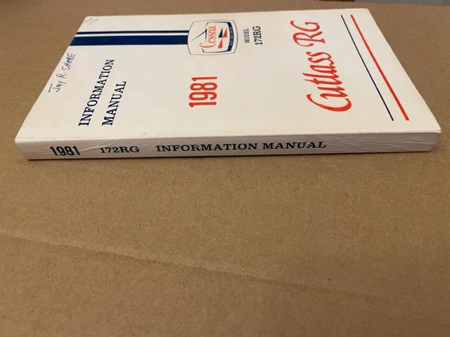 Cessna 172P Information Manual. Used.