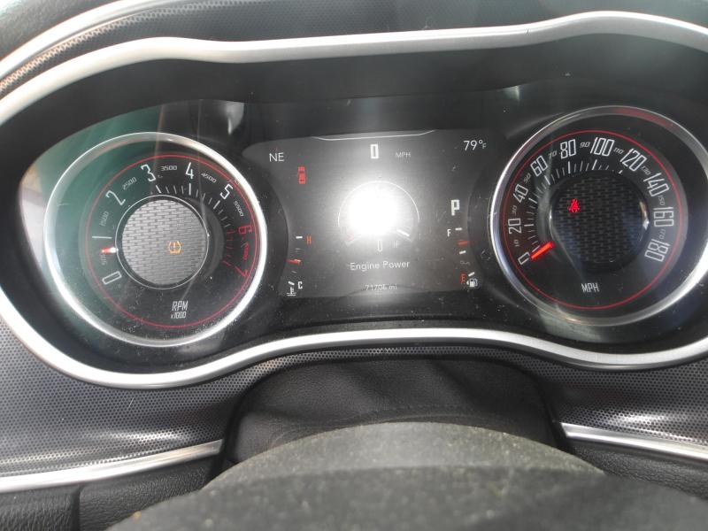 D5 - 2016 Dodge Challenger SRT Scat Pack