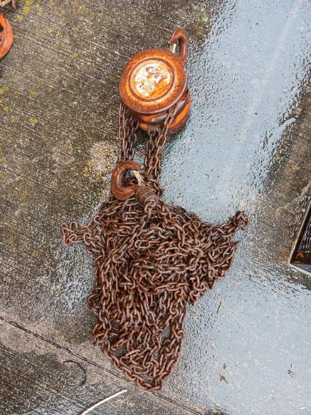 1 Ton Chain Hoist - Item # 132