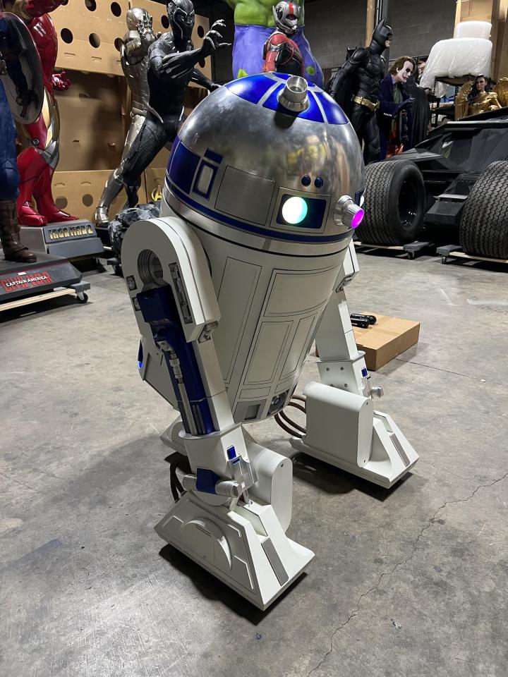 Life Size Star Wars Aluminum Remote Controlled R2D2