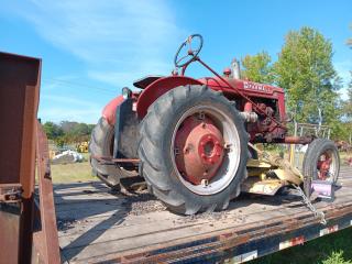 1950s McCormick IH Farmall 130 Tractor - Item # 111