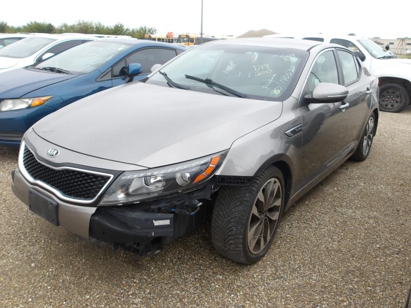 D19 - 2015 Kia Optima SX