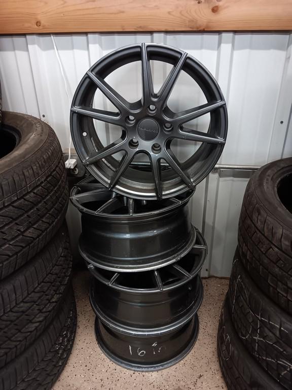 Liquid Metal 16" 5 x 4 1/2" Lug Rims Set of 4