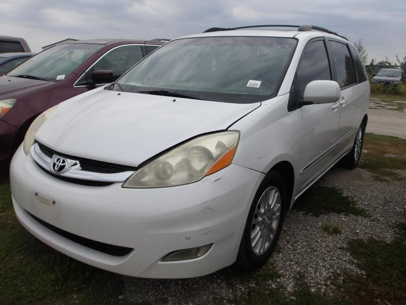 A26 - 2008 Toyota Sienna
