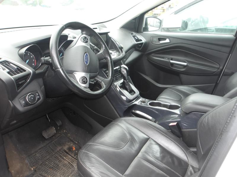 D26 - 2013 Ford Escape Titanium