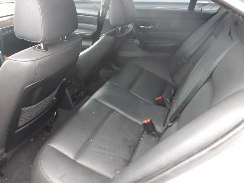 D40 - 2006 BMW 330XI