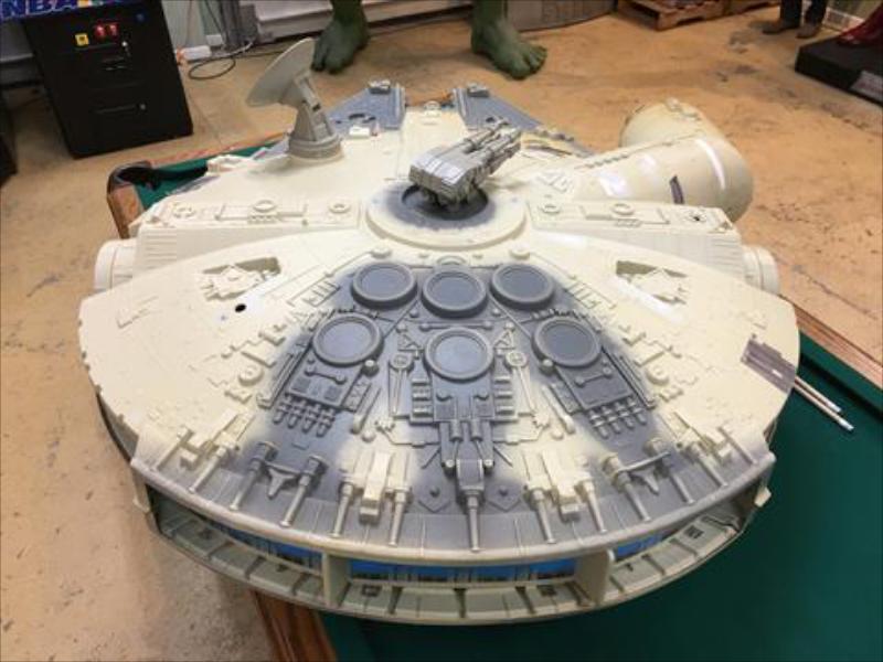 Toys r us cheap millennium falcon