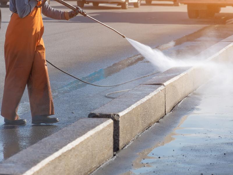 Commercial Pressure Washing