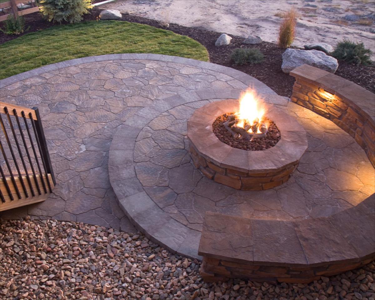 Outdoor Fireplaces &amp; Fire Pits