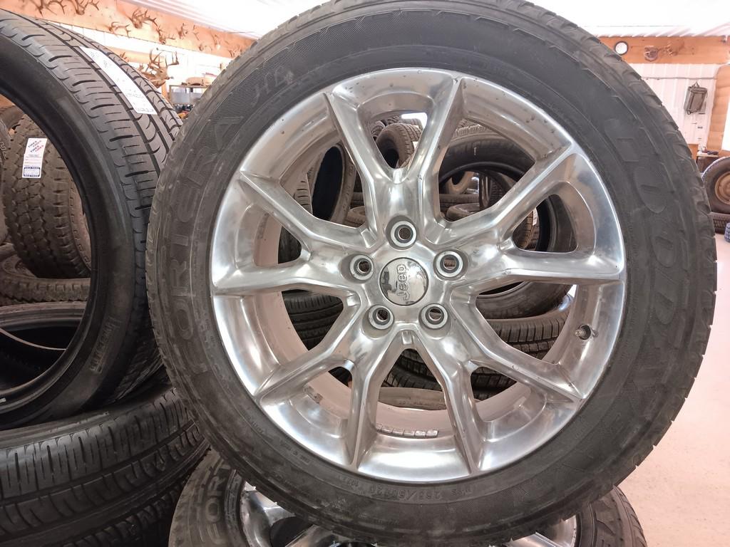 265/50R20 Goodyear Fortera Tires Set of 4