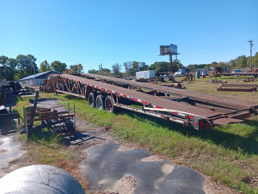 Beatrice Motor Mart Mfg Gooseneck Tri Axle Wedge Trailer - Item # 29