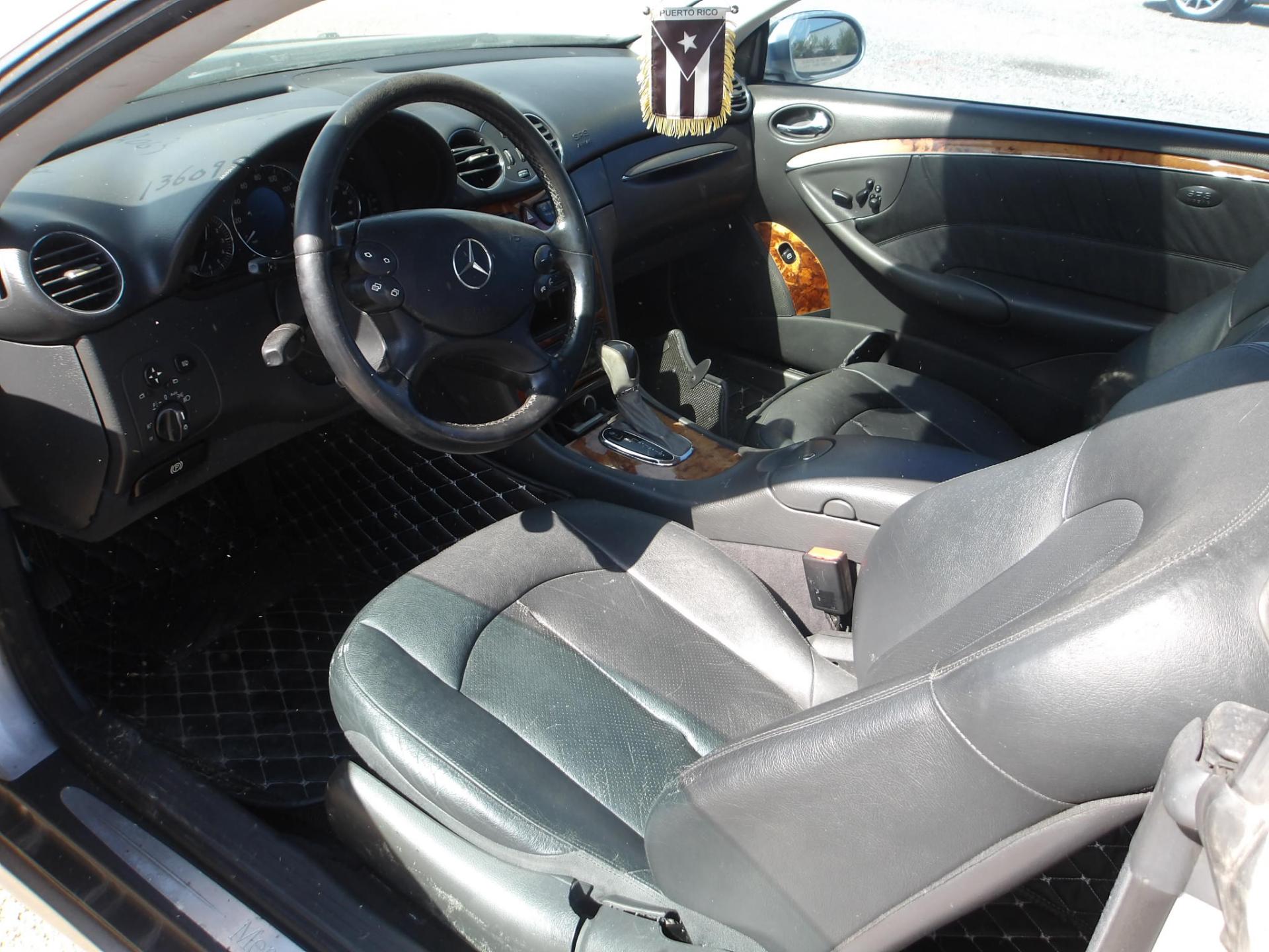 D43- 2003 MERCEDES-BENZ CLK500