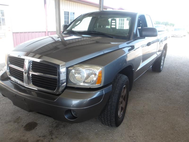 AC11 - 2006 Dodge Dakota SLT