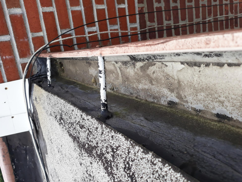 GUTTER CLEANING &amp; REPAIR