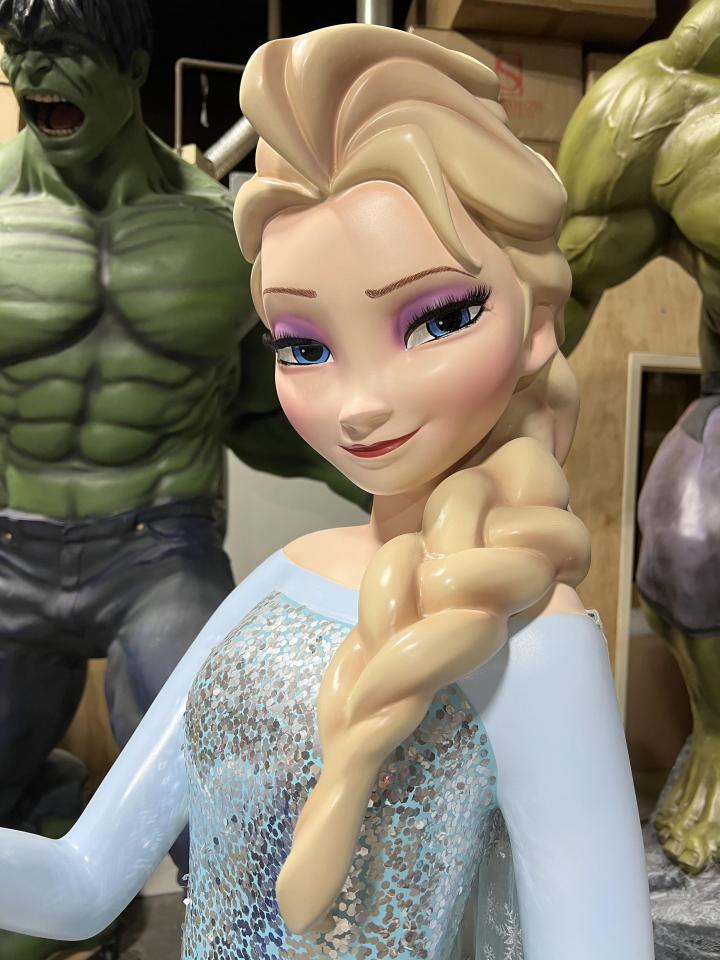 Life Size Frozen Anna, Elsa and Olaf