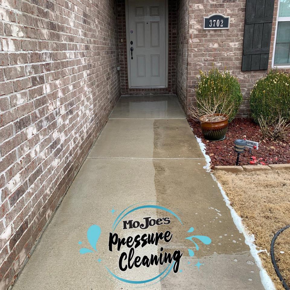 Driveway &amp; Concrete Cleaning