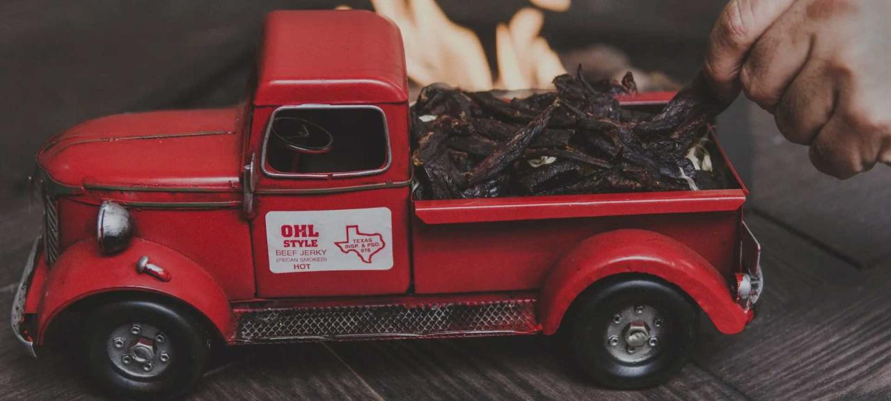 We offer the finest and freshest beef jerky using: