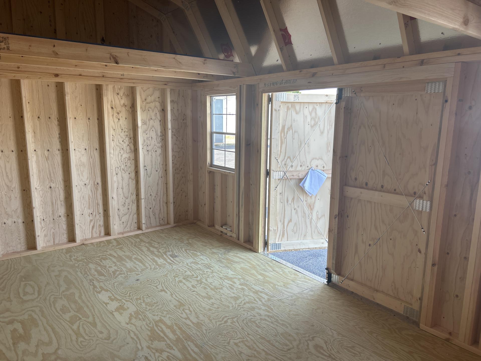 10x16 SIDE LOFTED BARN