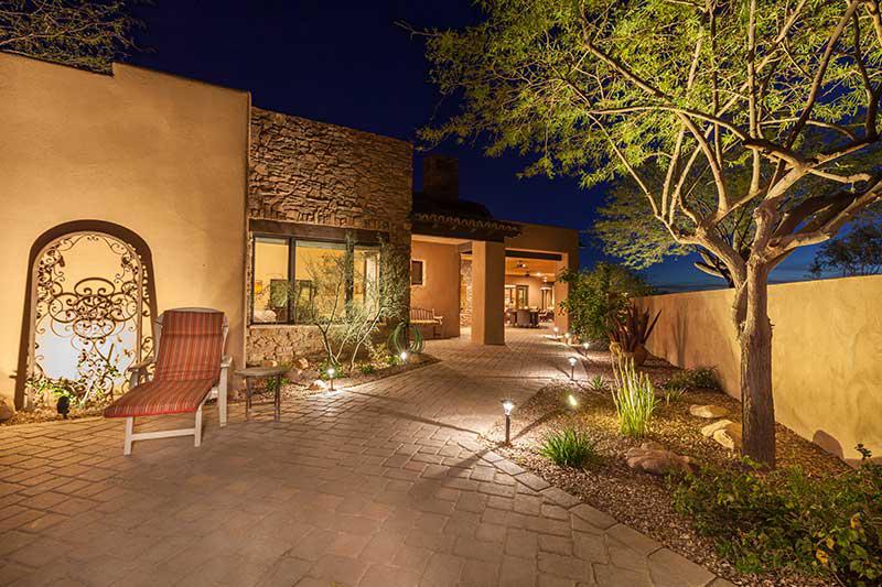 Lighting Up Your Outdoor Space: The Benefits of Landscape Lighting
