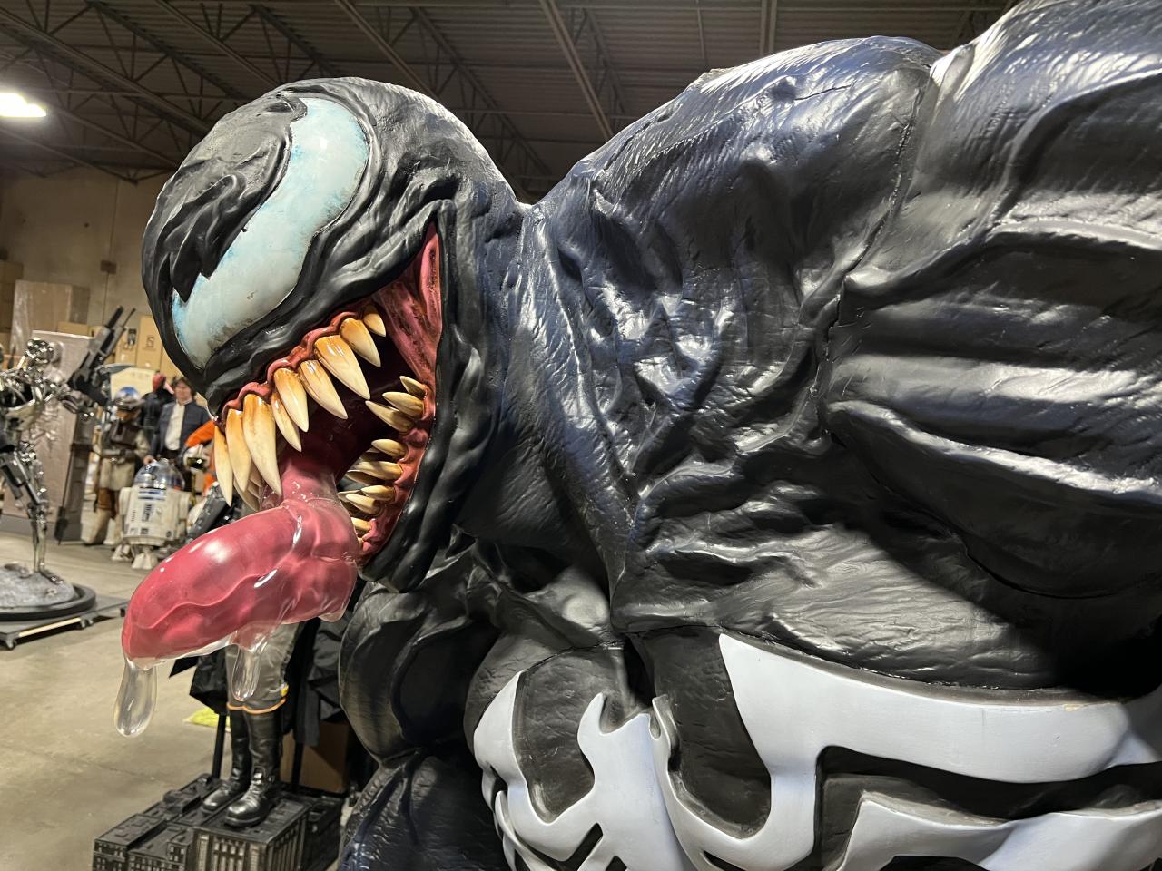 Marvel Beast Kingdom Venom