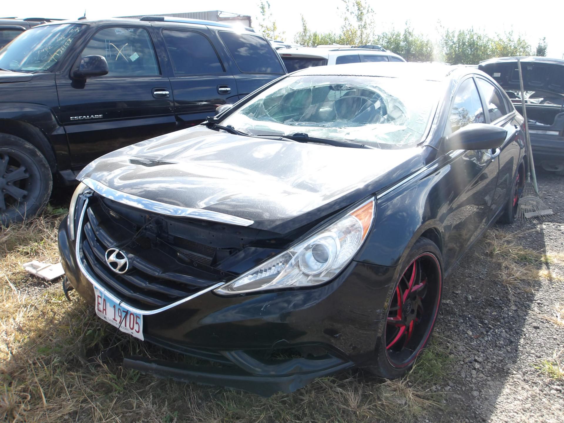 D153 2013 HYUNDAI SONATA GLS