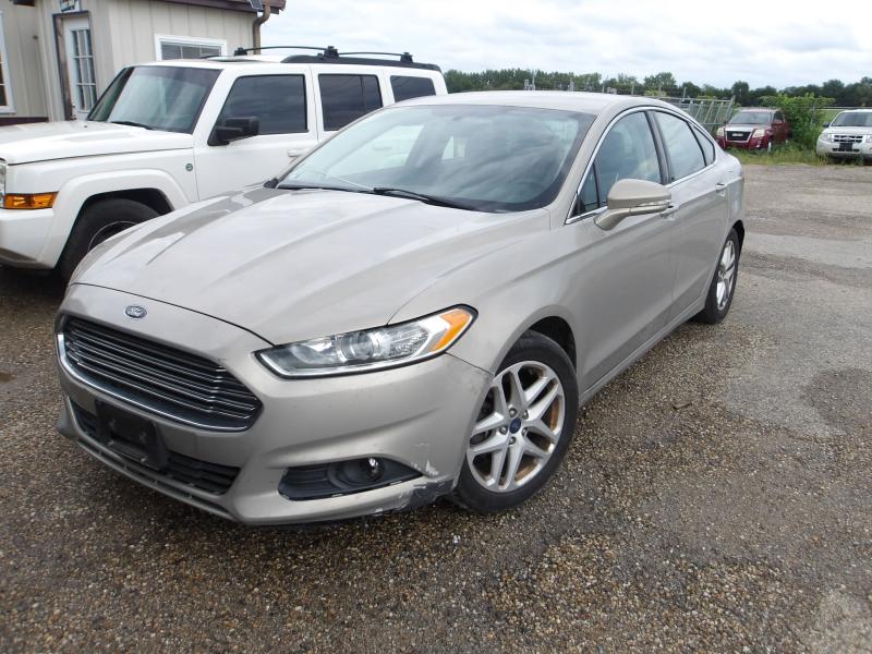 A48 - 2015 Ford Fusion SE