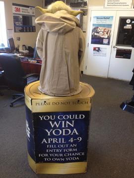 Life Size Star Wars Yoda with SUPER RARE Stand