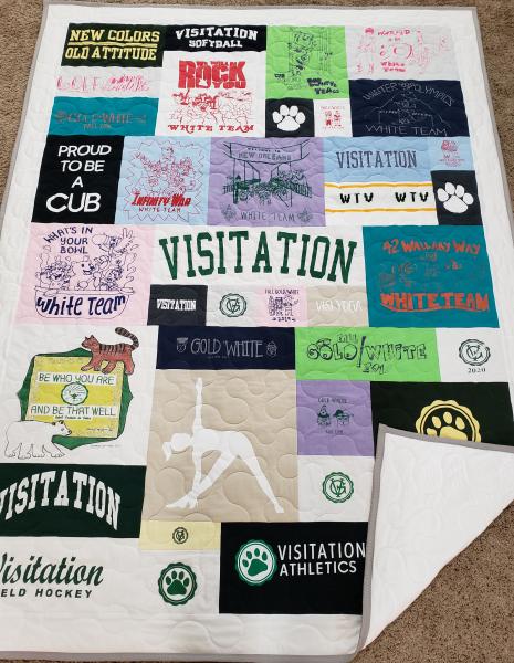 Mosaic T-shirt Quilt with Outer Border.