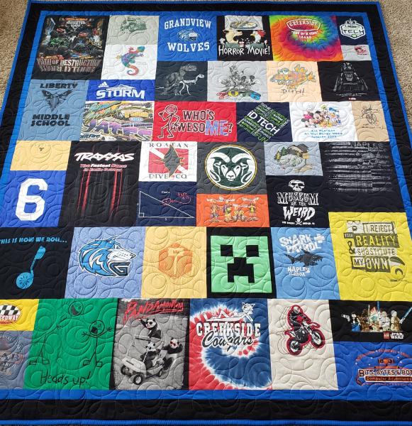 Mosaic T-shirt Quilt with Outer Border.
