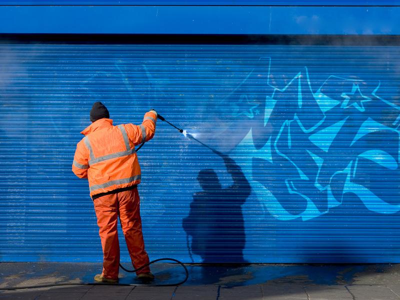 Graffiti, Gum and Rust Removal