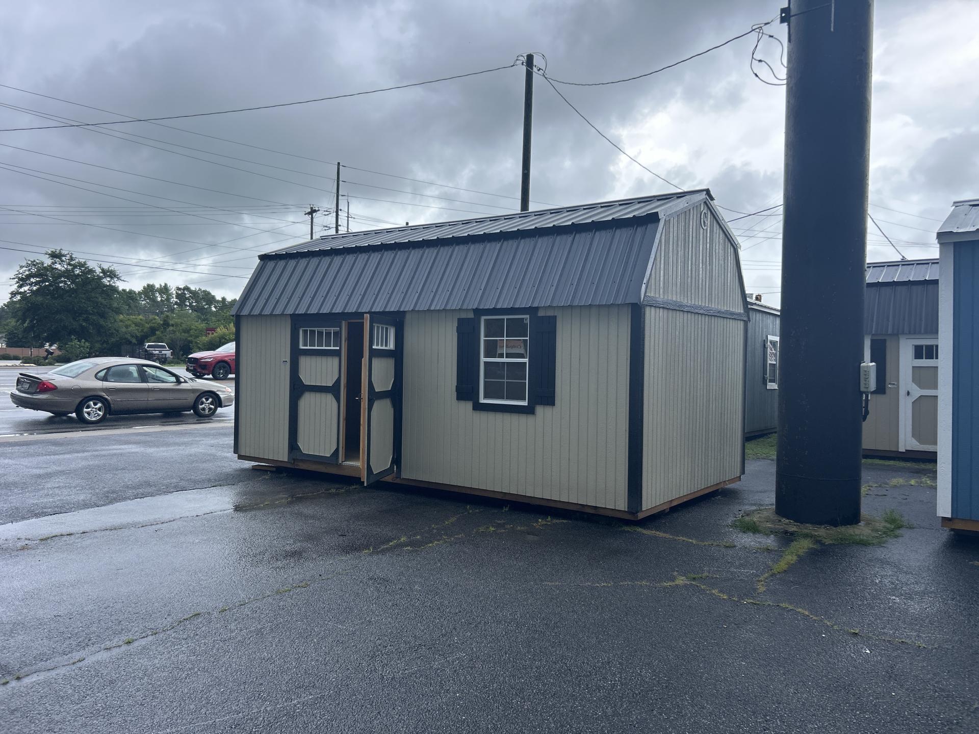 10x20 SIDE LOFTED BARN