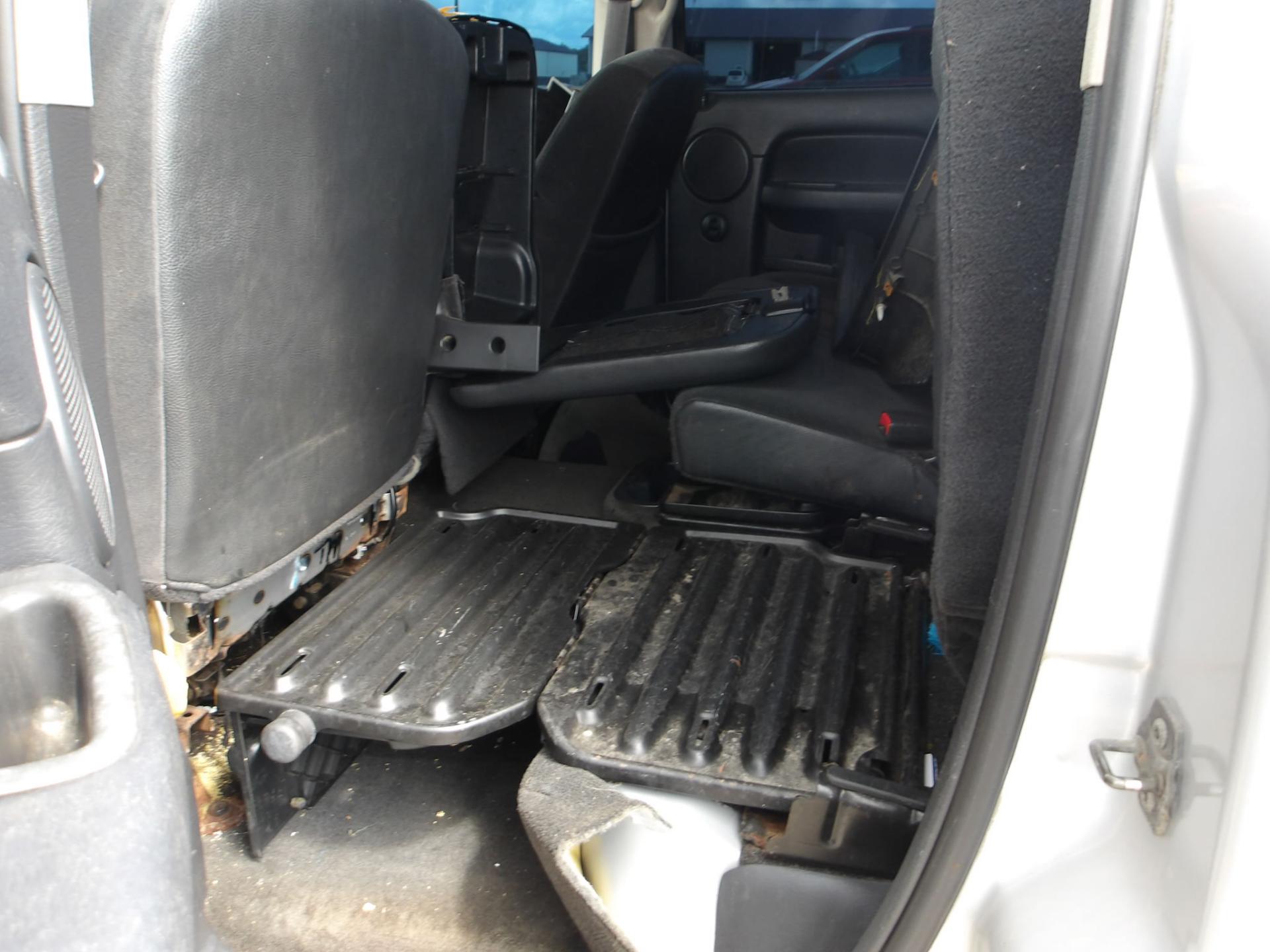 D37 - 2002 Dodge ram 1500